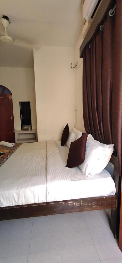 Rj14 Accommodations At Baga Beach מראה חיצוני תמונה