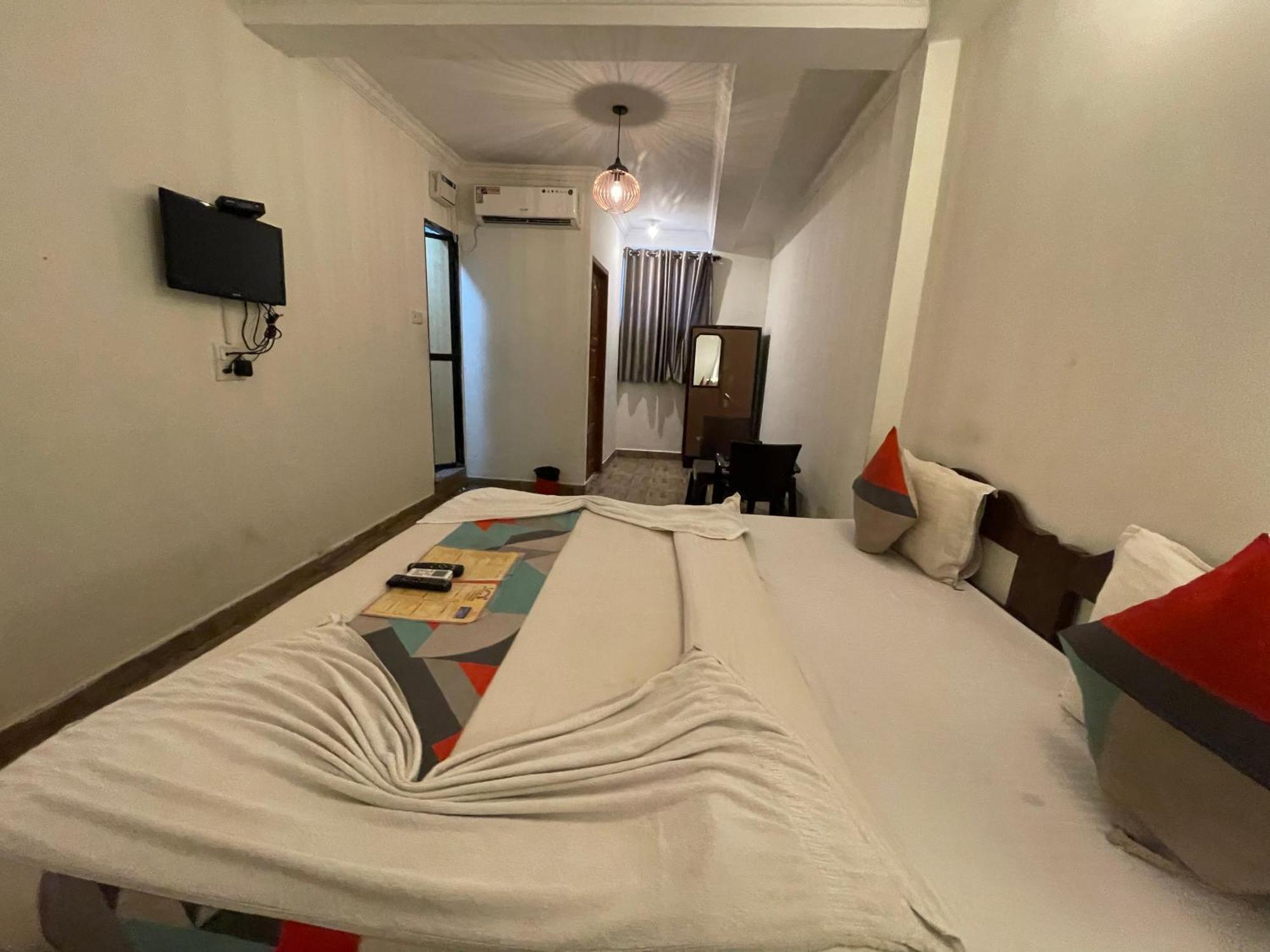 Rj14 Accommodations At Baga Beach מראה חיצוני תמונה