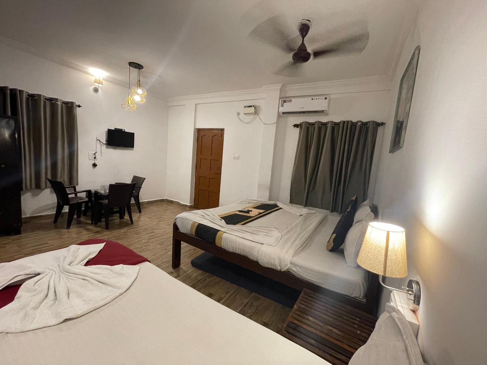 Rj14 Accommodations At Baga Beach מראה חיצוני תמונה