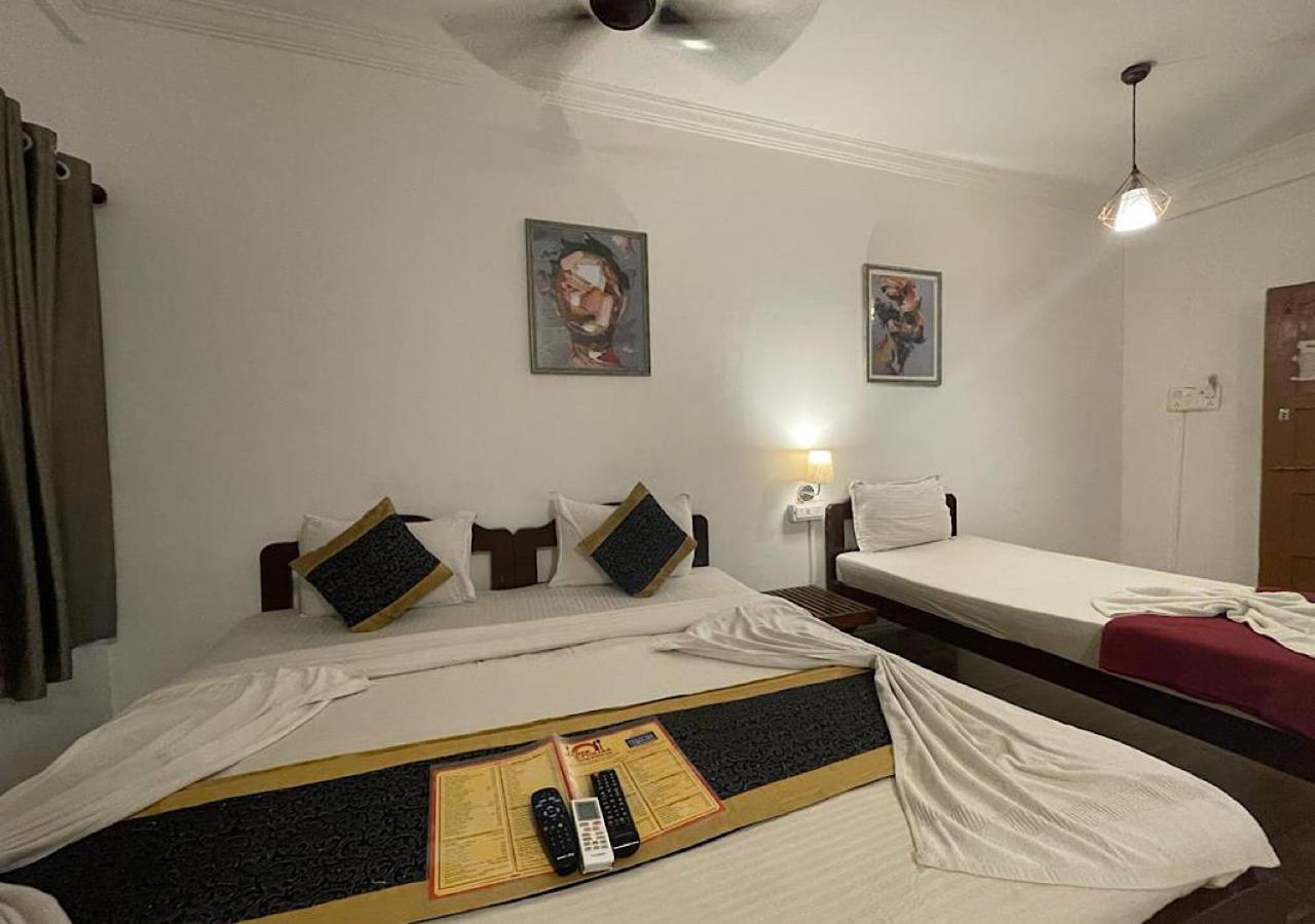 Rj14 Accommodations At Baga Beach מראה חיצוני תמונה